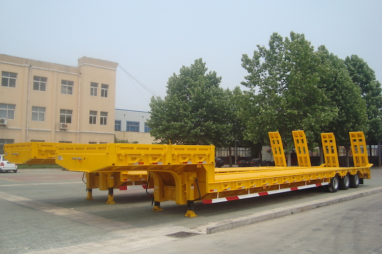 Heavy Duty 3 Axle 4 Axle Lowbed Semi Trailer